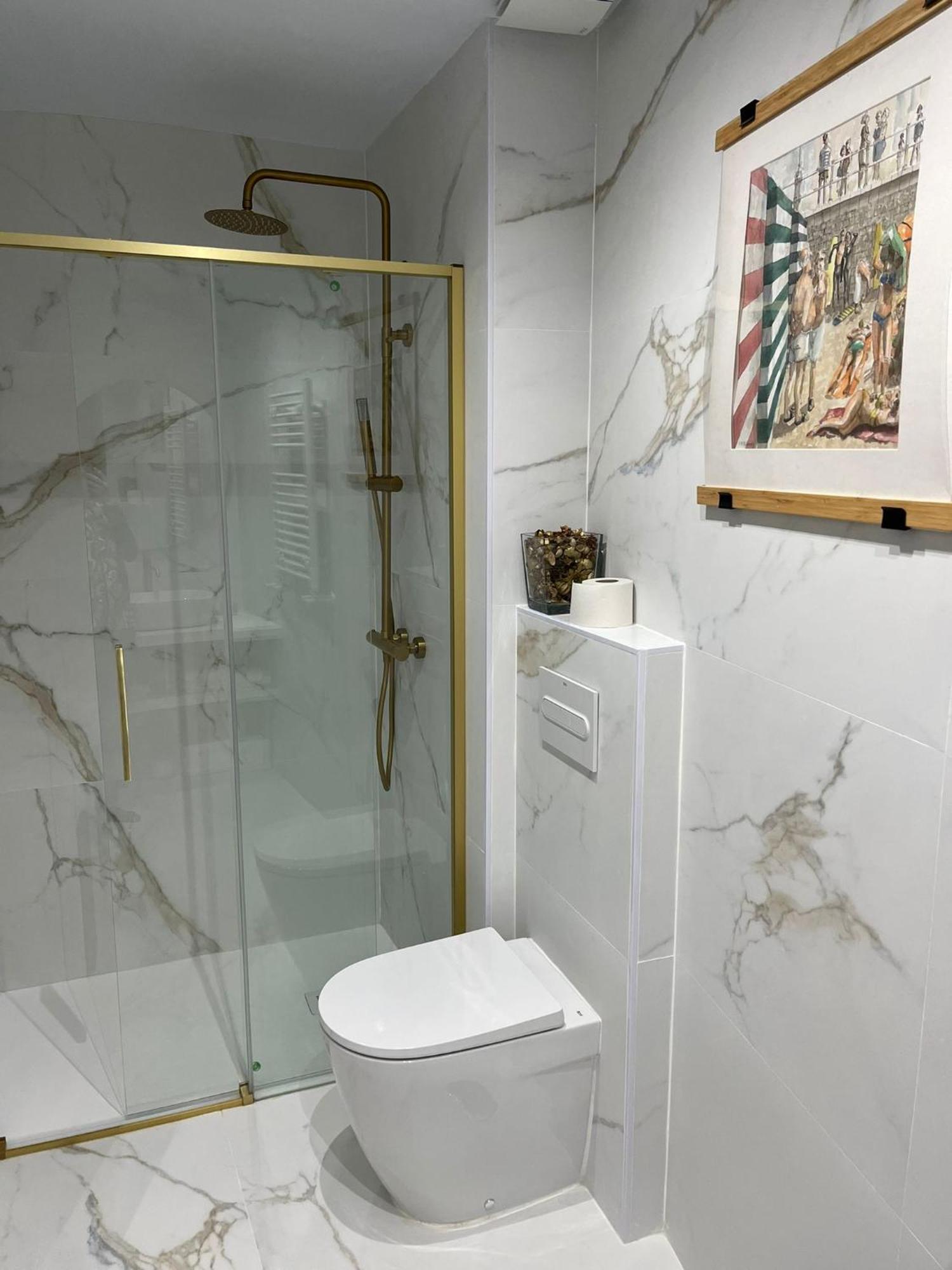 Apartamento Salsipuedes-La Catedral Oviedo Esterno foto